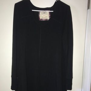 Cupio black tunic sweater
